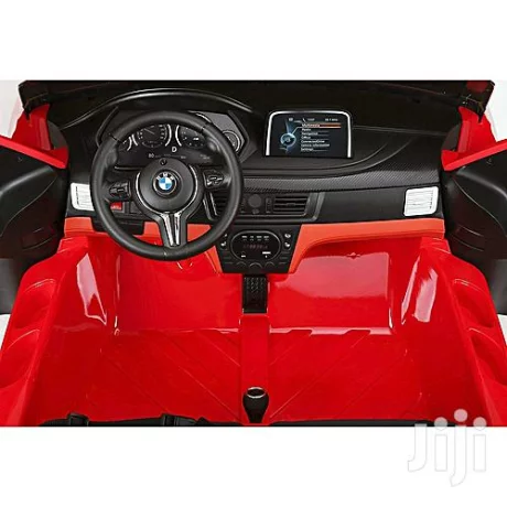 Masinuta electrica pentru copii BMW X6 M, cu licenta originala, doua locuri, telecomanda 2.4 Ghz, rosu