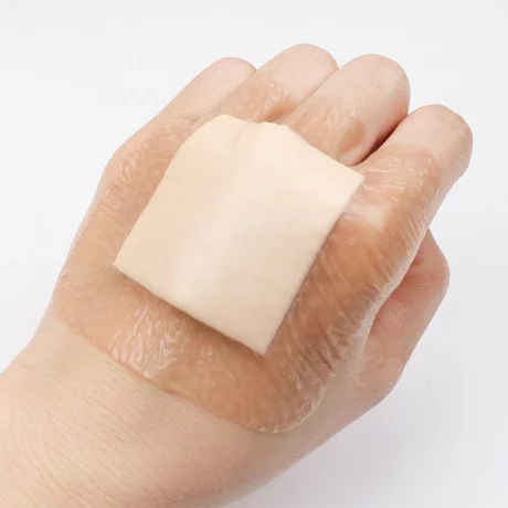 Pansament antiescara, ulcere varicoase, Alhena®, incizii operatorii, utilizat pentru rani cu exudare puternica, din spuma cu adeziv siliconic cu margine blanda pentru ingrijirea ranilor, 10X10 cm