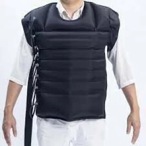 Aparat de presoterapie pentru drenaj limfatic si masaj Alhena® M-PRO 3001, 3 X 6 camere de compresie aer, 6 moduri de tratament, 30-250 mmHg, recuperare medicala, masaj terapeutic, refacere musculara, marimea M, negru